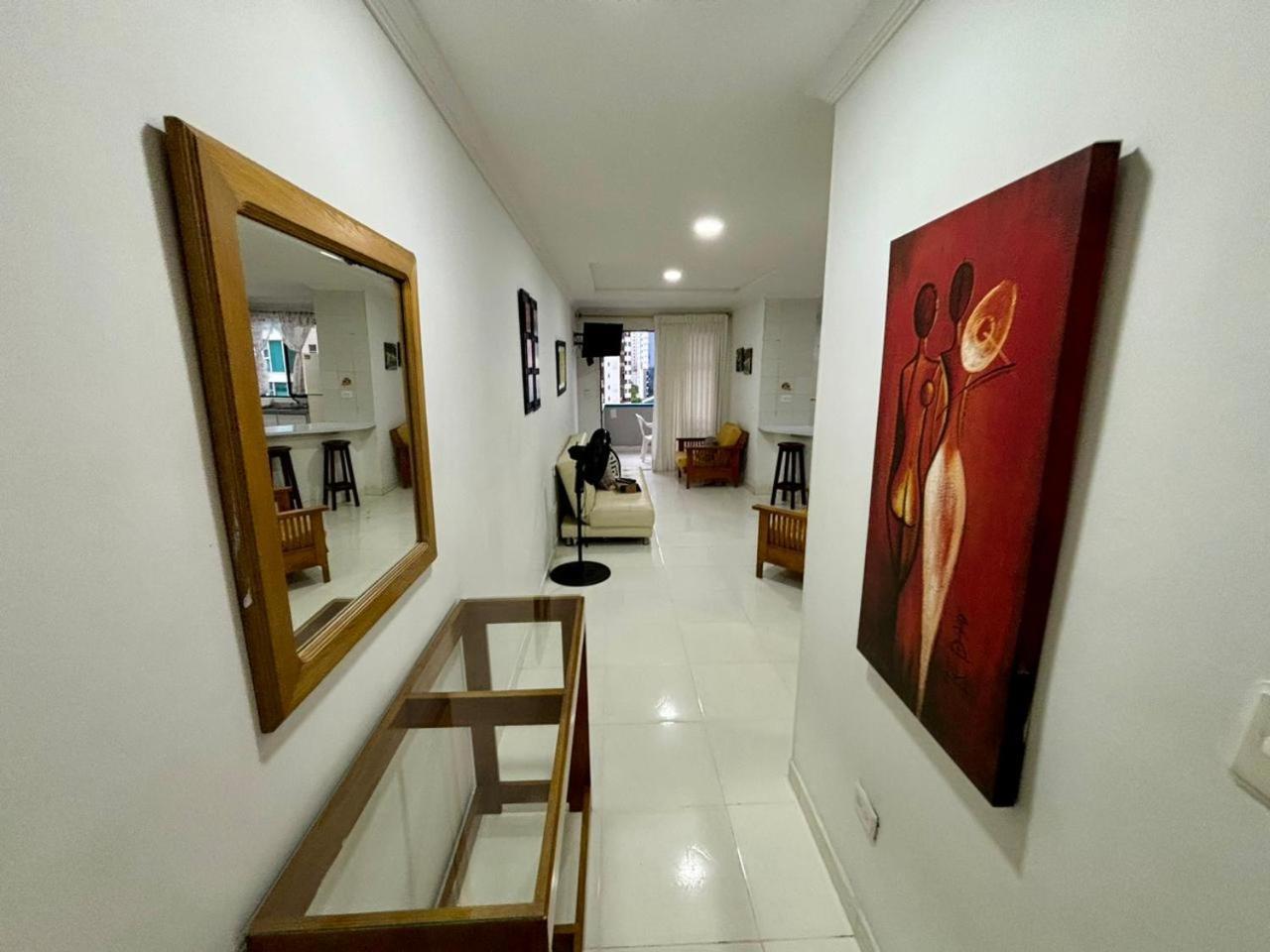 En Edificio Portofino Icdi 公寓 *